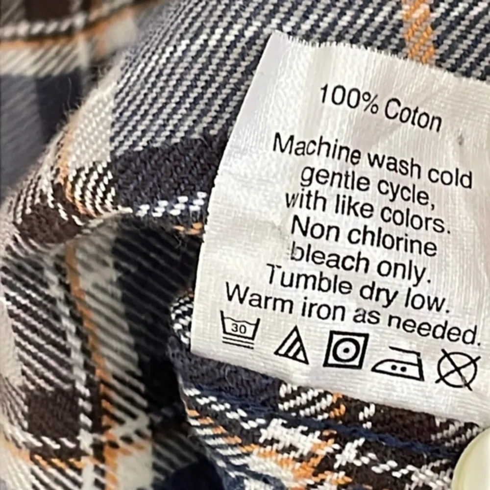 J. Crew men’s Medium blue &‎ white plaid lightweight cotton flannel shirt. EUC